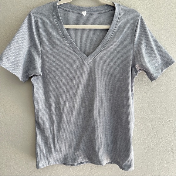 ATHLETA Gray Top XL - Picture 1 of 5